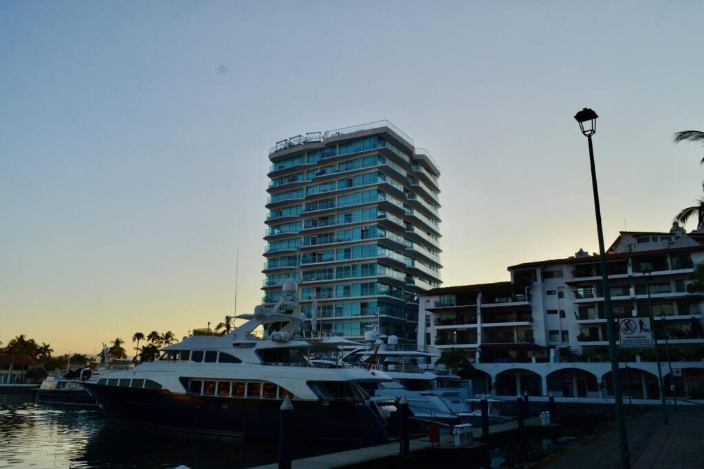 Luxury Condo On The Marina Puerto Vallarta Extérieur photo